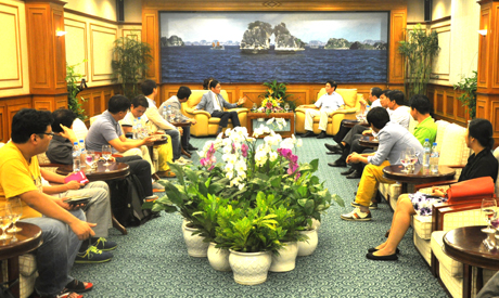 韩国记者协会代表团访问广宁